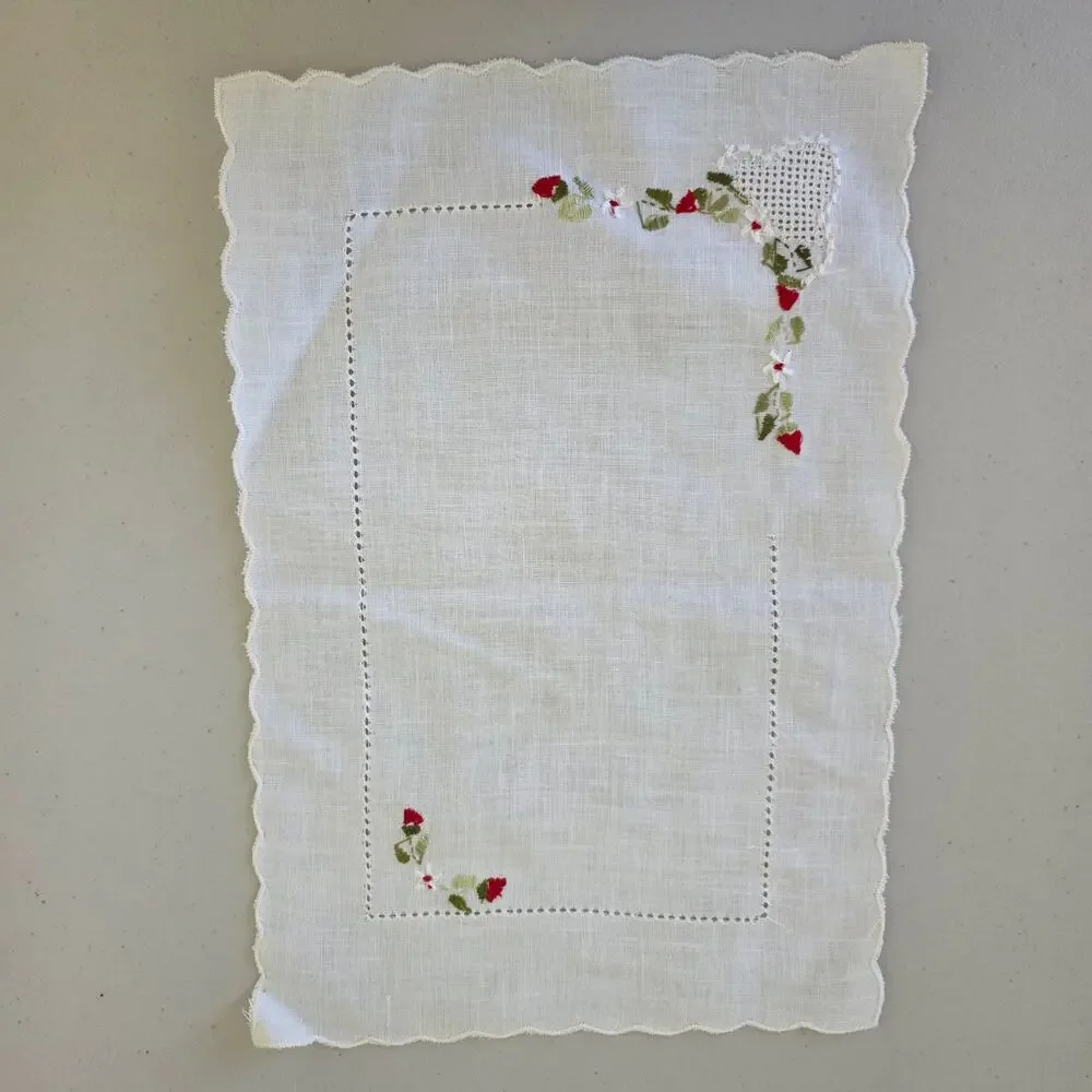Vintage White Linen Embroidered Doily Placemat Red Flowers Cutwork Lace Edge